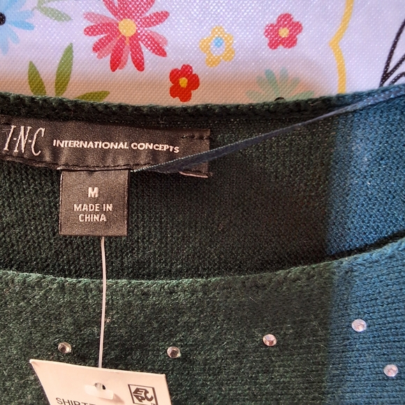 NWT INC LONG SLEEVE JEWEL NECK TOP - Picture 5 of 8